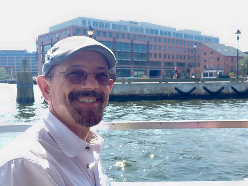 Kevin Doxzen is a website designer located in Ocean Pines, MD.